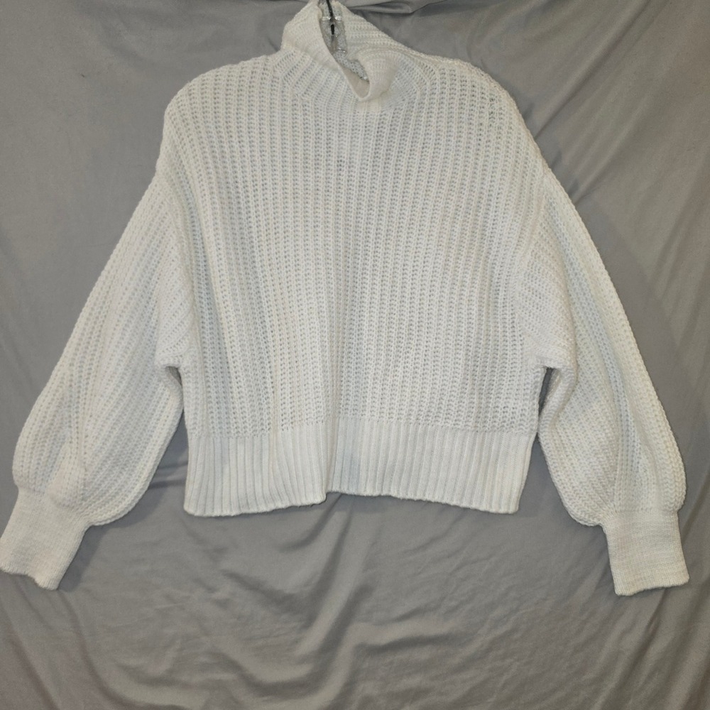 H&M Divided Sweater Medium Womens White Mock Neck Balloon Sleeve Shaker Knit NWT